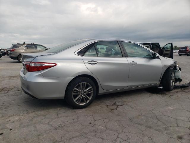  TOYOTA CAMRY 2017 Серебристый