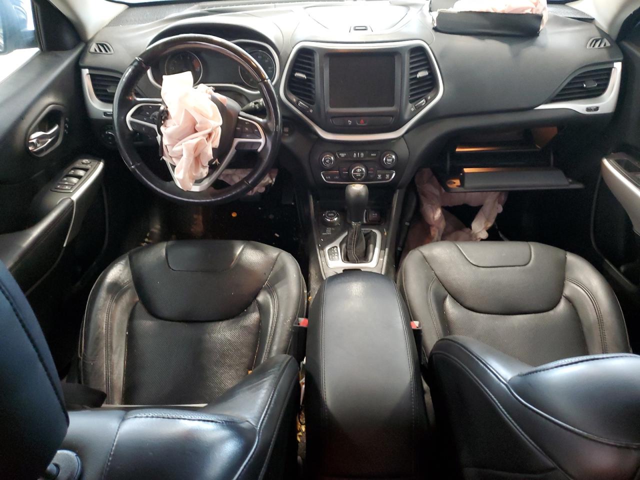 2018 Jeep Cherokee Overland VIN: 1C4PJMJX1JD597975 Lot: 67560015