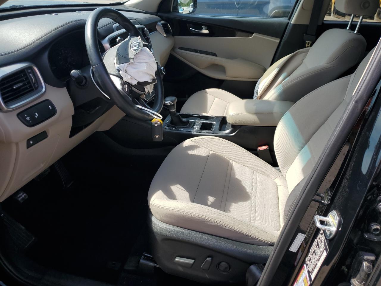 2020 Kia Sorento S VIN: 5XYPG4A53LG695228 Lot: 70110065