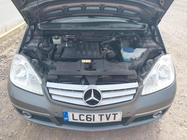 2012 MERCEDES BENZ A180CDI AV