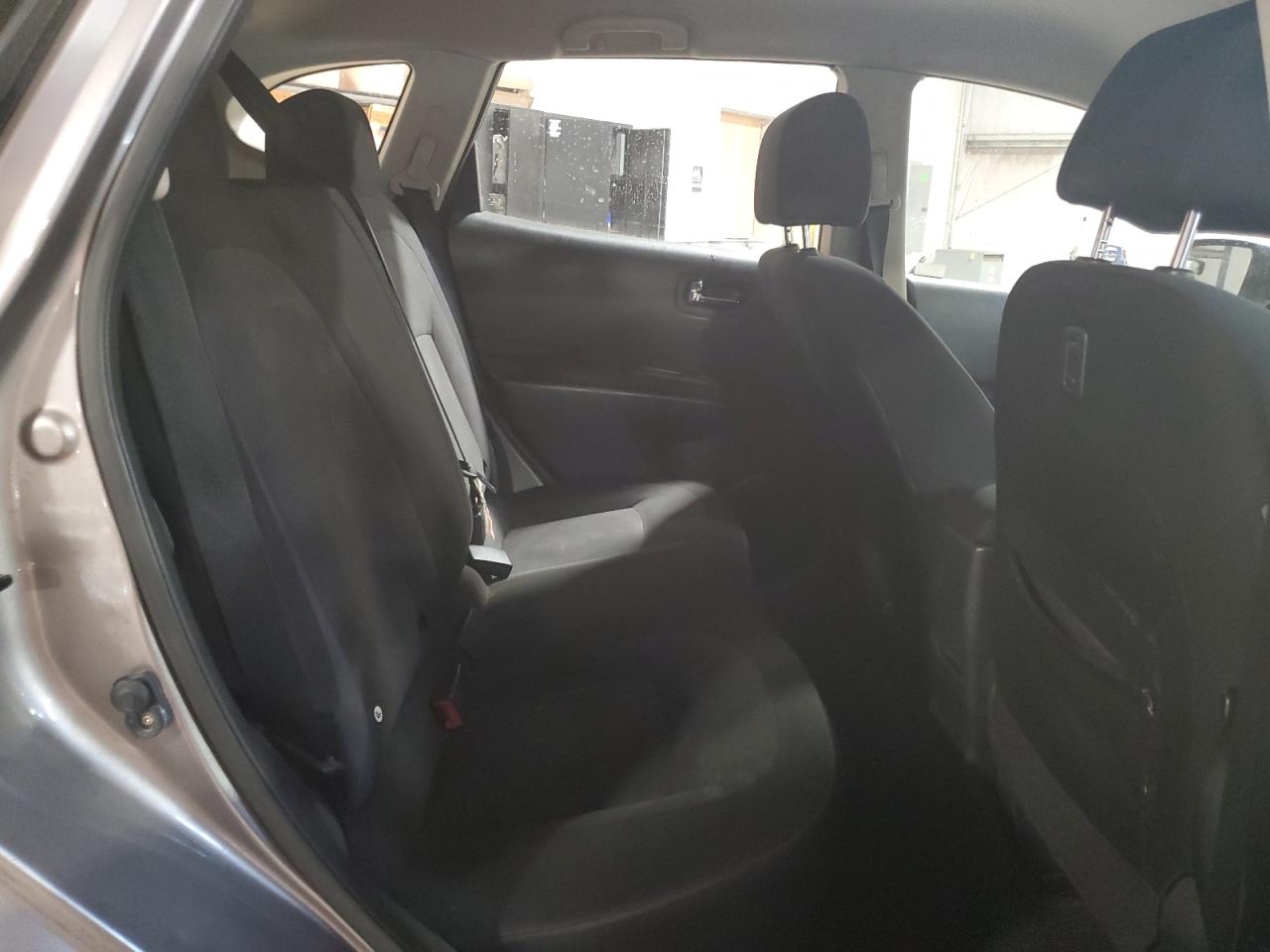 2011 Nissan Rogue S VIN: JN8AS5MT5BW567244 Lot: 68185125