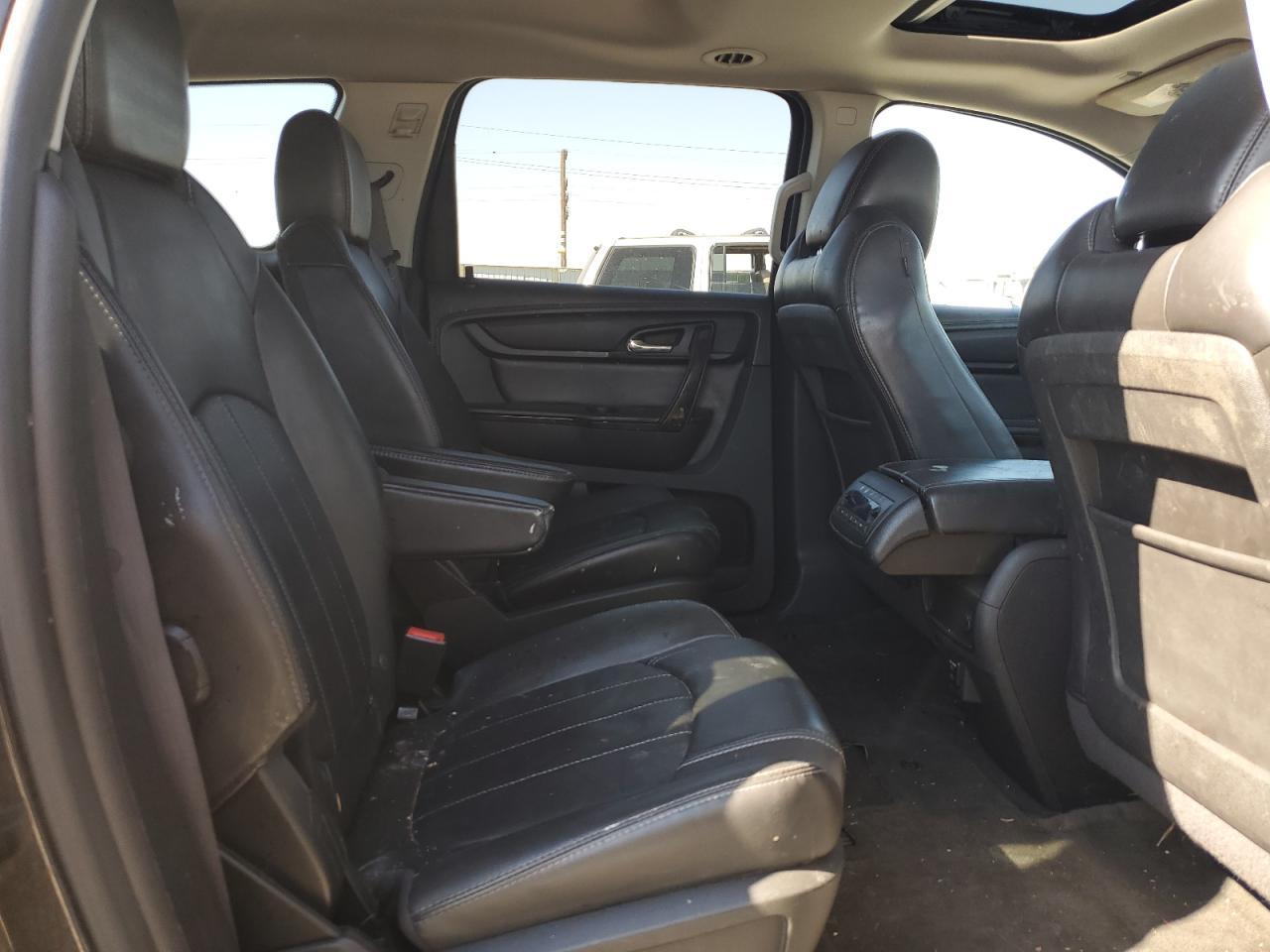 2015 Chevrolet Traverse Ltz VIN: 1GNKRJKD4FJ106157 Lot: 68286165