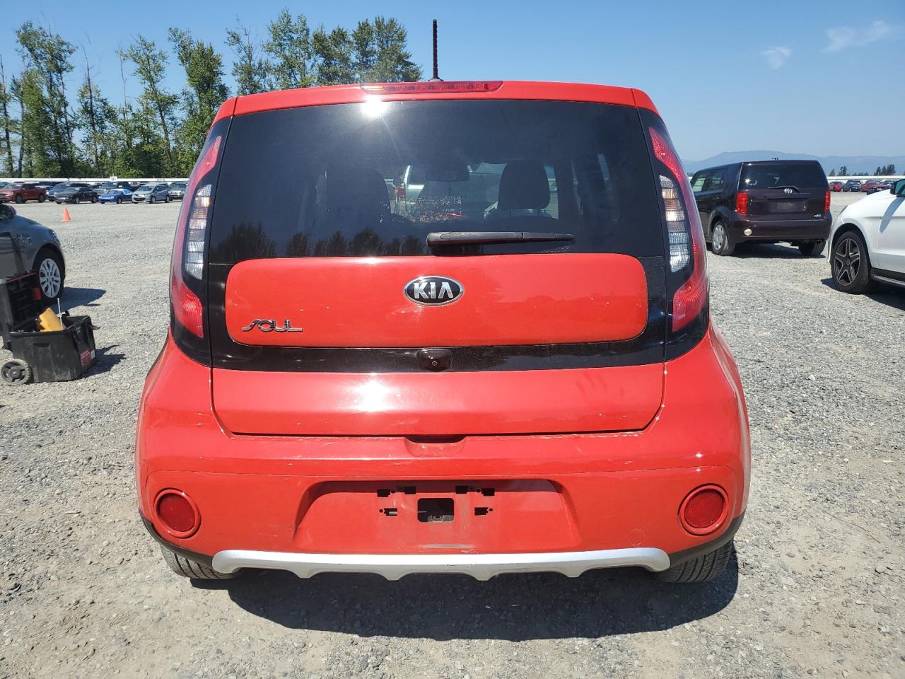 2018 Kia Soul + VIN: KNDJP3A56J7610618 Lot: 70404935