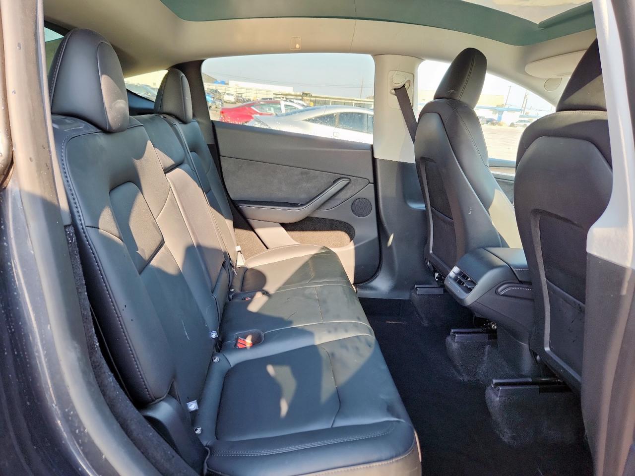 2025 Tesla Model Y VIN: 7SAYGDED8SA338056 Lot: 67119205