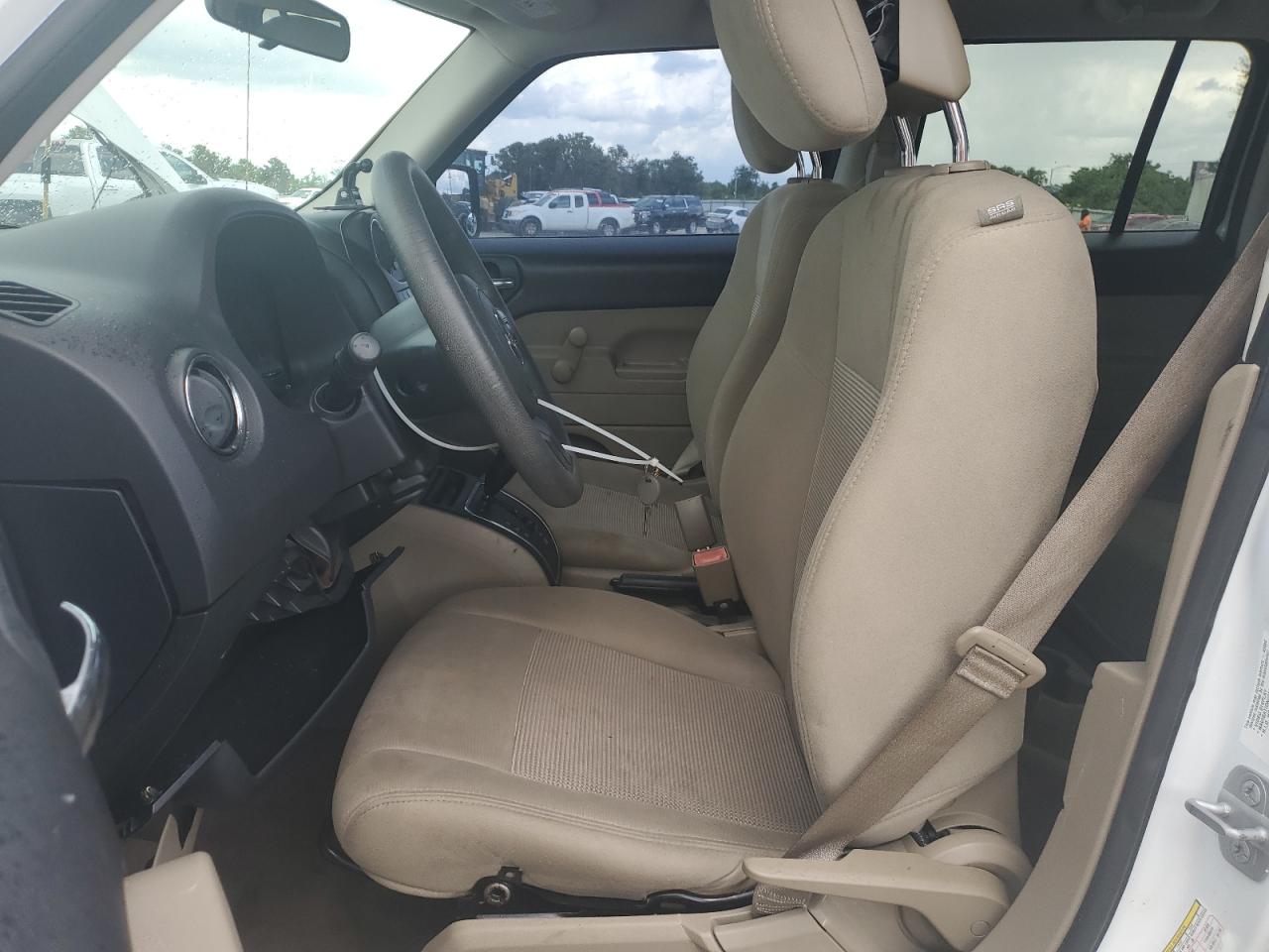 2014 Jeep Patriot Sport VIN: 1C4NJPBAXED881372 Lot: 70529285