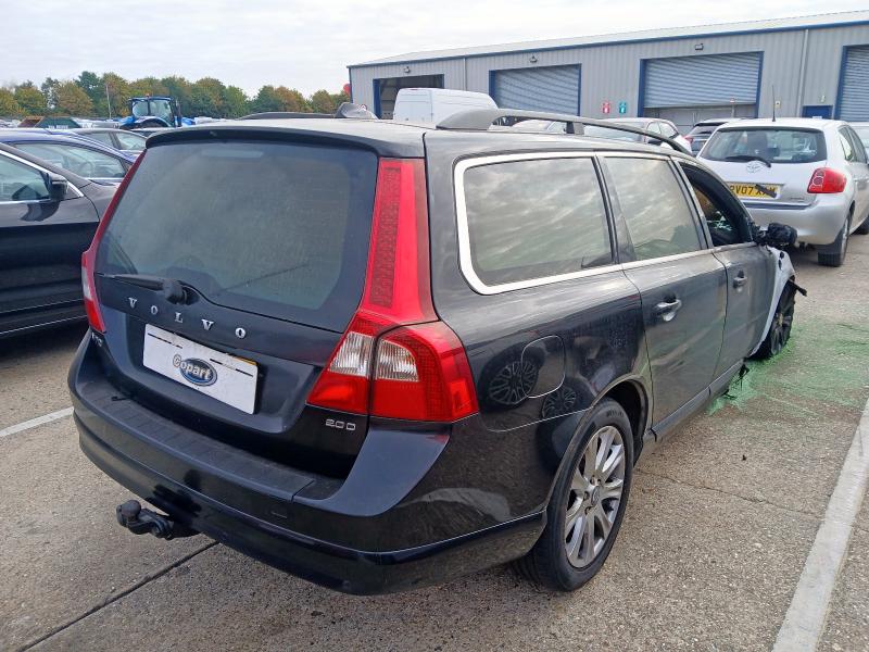 2010 VOLVO V70 SE D 