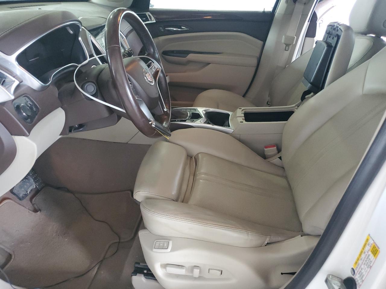 2014 Cadillac Srx Luxury Collection VIN: 3GYFNBE34ES644556 Lot: 69268895