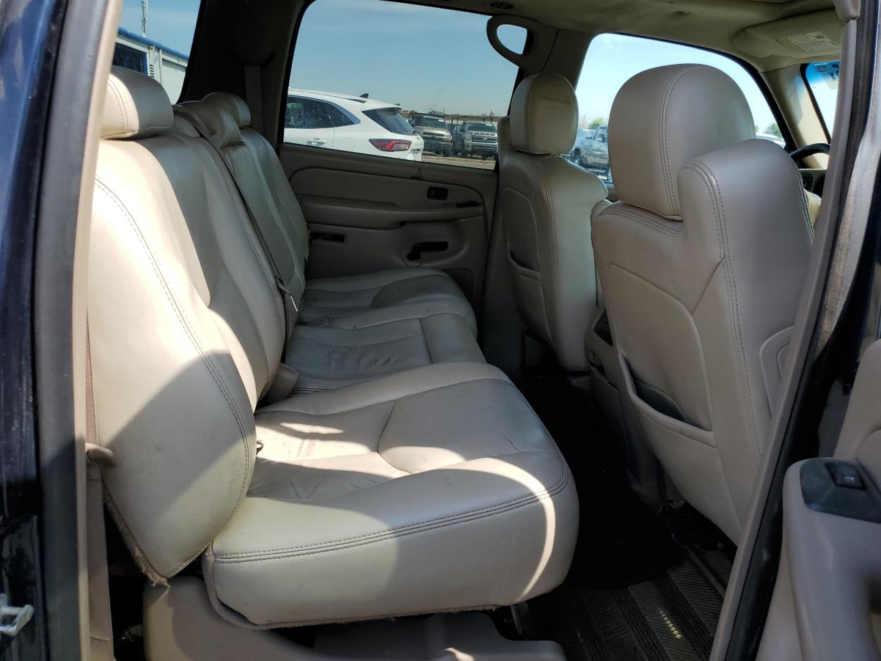 2005 Chevrolet Suburban K1500 VIN: 3GNFK16Z55G231910 Lot: 68500355