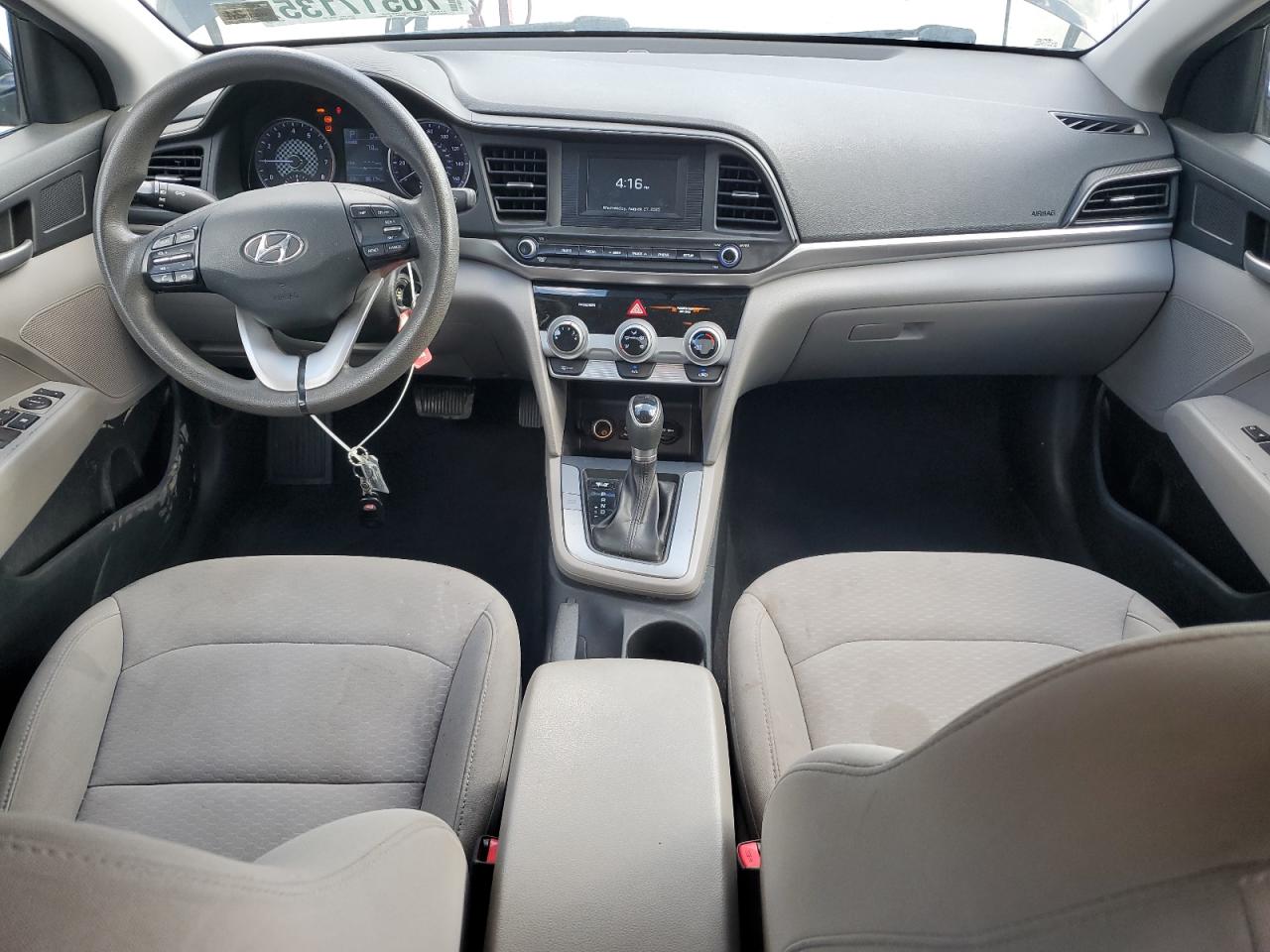 2019 Hyundai Elantra Se VIN: 5NPD74LF8KH441806 Lot: 70517135