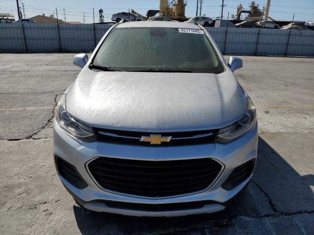  CHEVROLET TRAX 2019 Srebrny