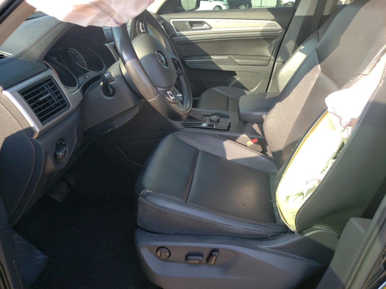 2018 Volkswagen Atlas Se VIN: 1V2KR2CA1JC517224 Lot: 68757465