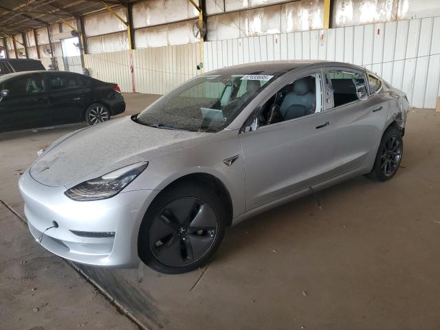  TESLA MODEL 3 2018 Srebrny