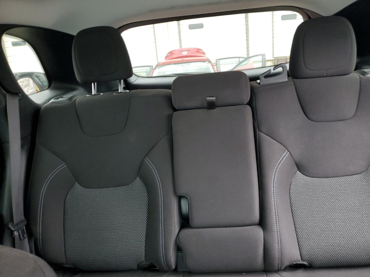 2020 Jeep Cherokee Latitude VIN: 1C4PJLCB0LD614733 Lot: 70227425