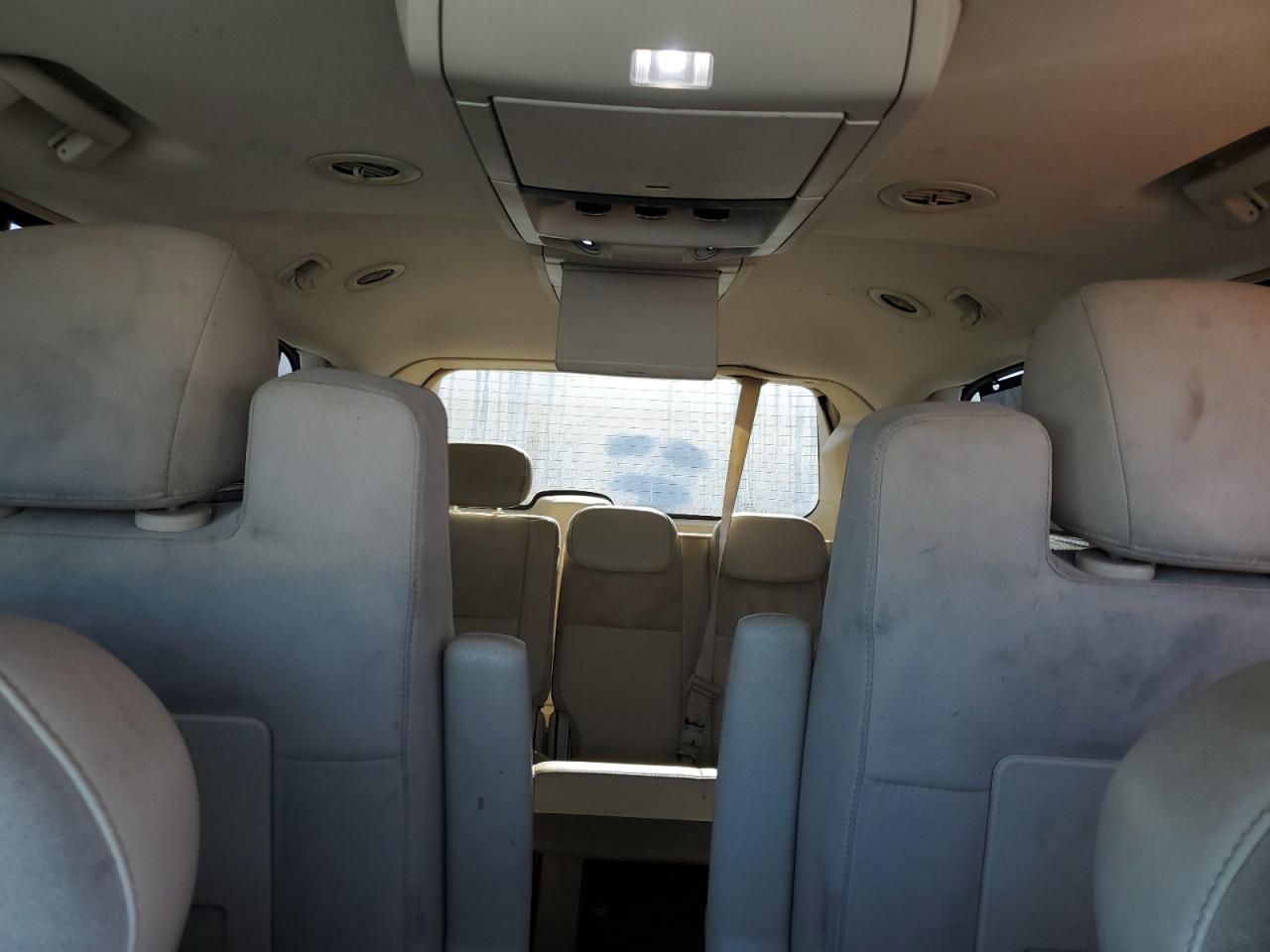 2010 Chrysler Town & Country Limited VIN: 2A4RR7DX6AR398684 Lot: 69692135