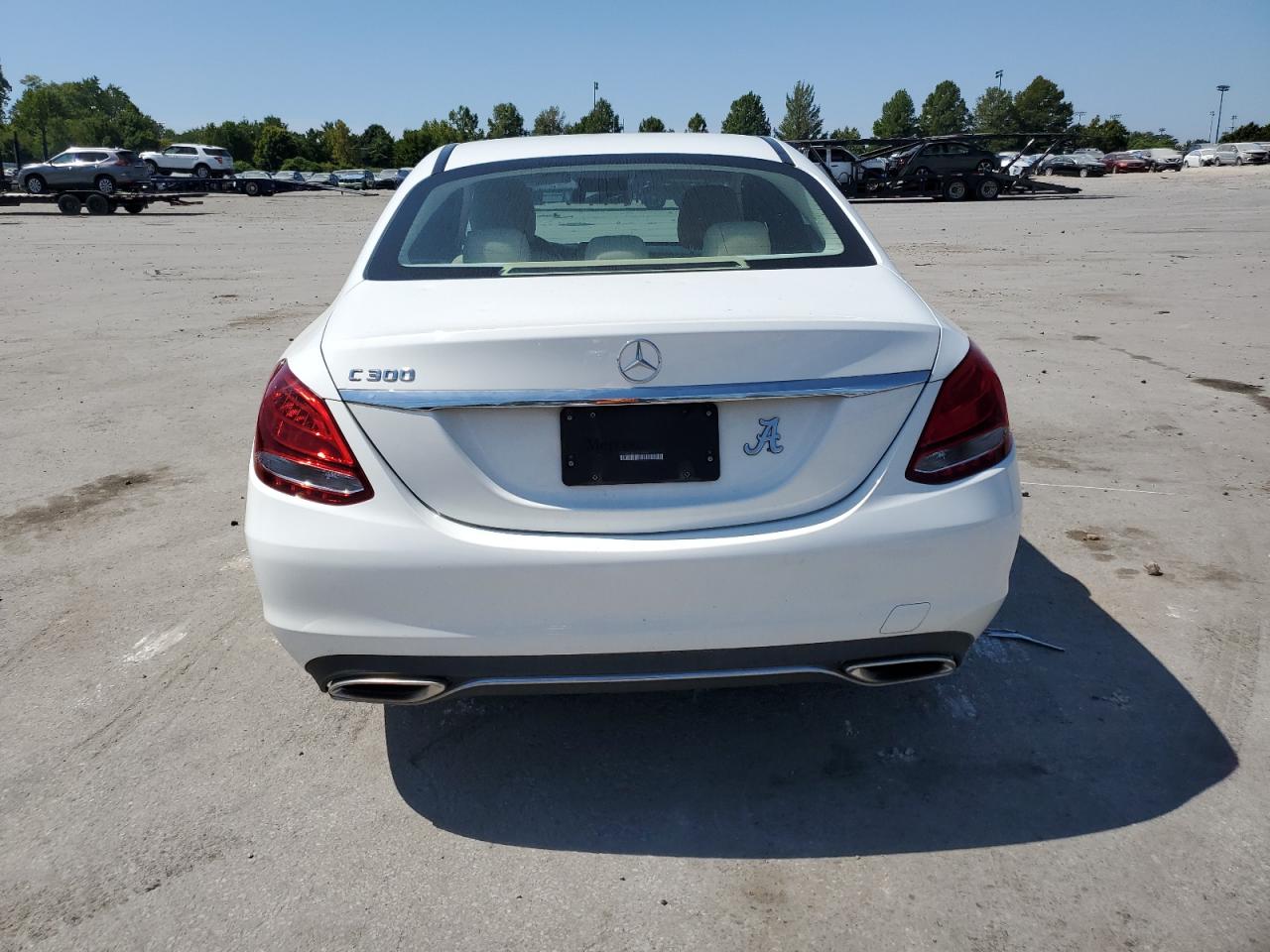 2016 Mercedes-Benz C 300 VIN: 55SWF4JB7GU130688 Lot: 70233295