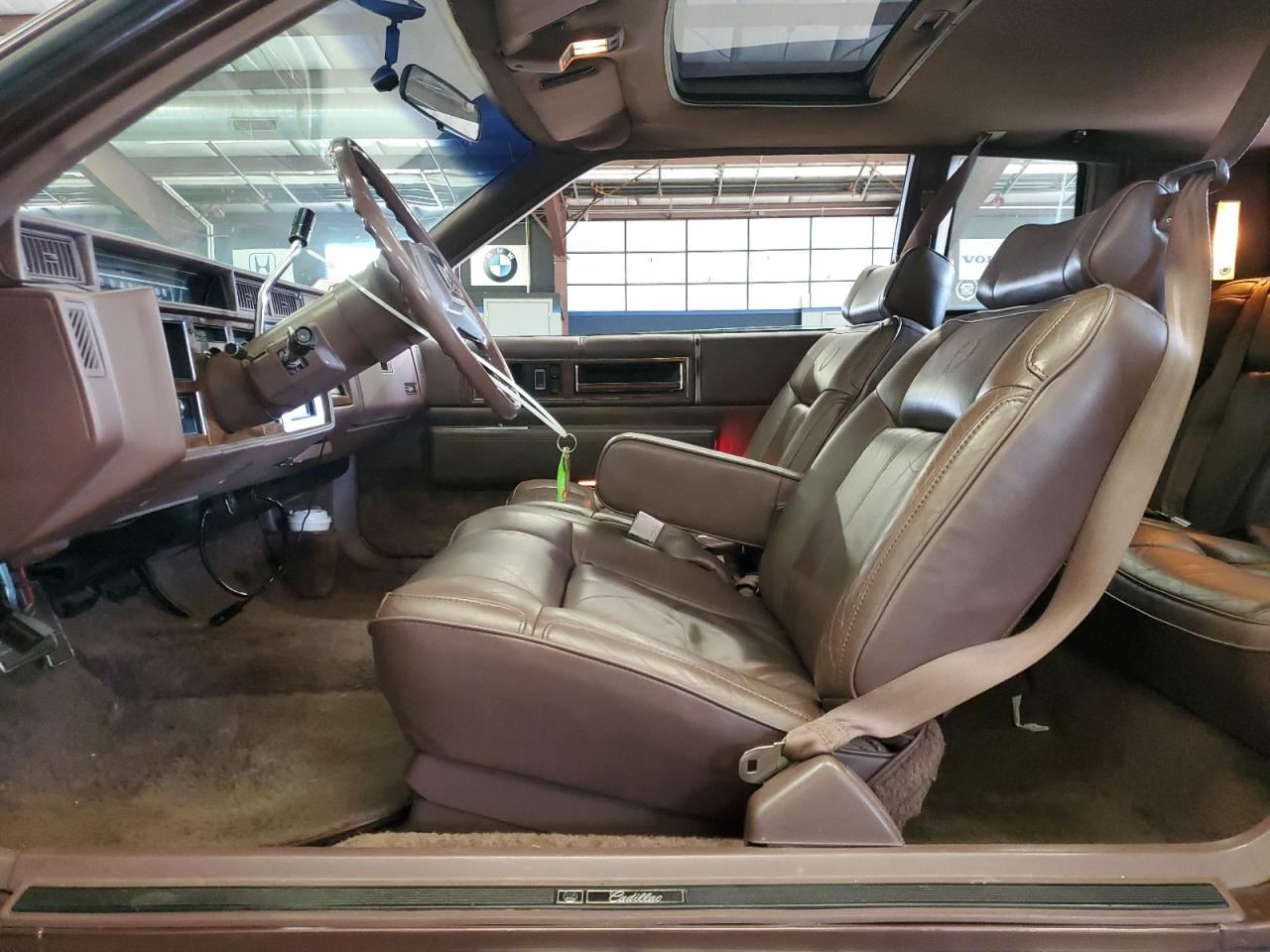 1989 Cadillac Deville VIN: 1G6CD1152K4294484 Lot: 68667225