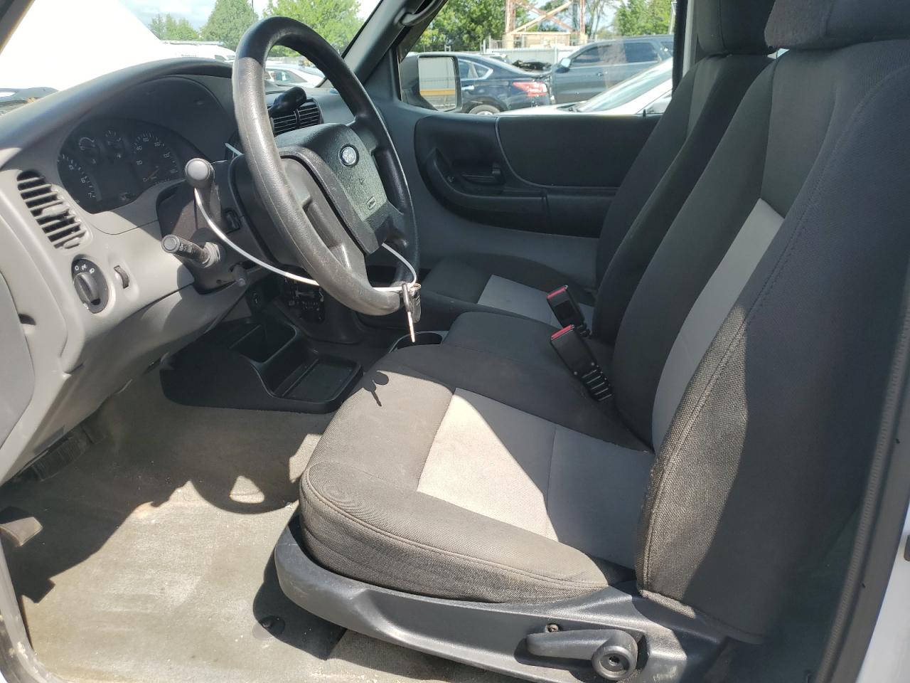 2011 Ford Ranger Super Cab VIN: 1FTKR4EE2BPA62925 Lot: 69802355