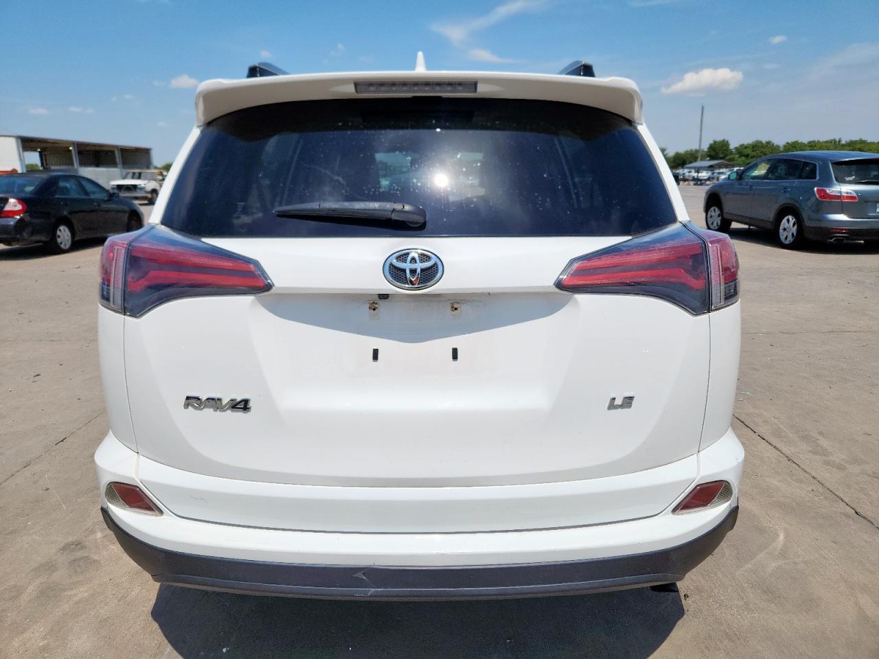 2017 Toyota Rav4 Le VIN: JTMZFREV9HJ718778 Lot: 70489585