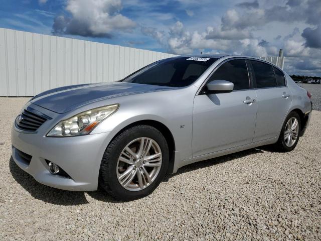 2015 Infiniti Q40