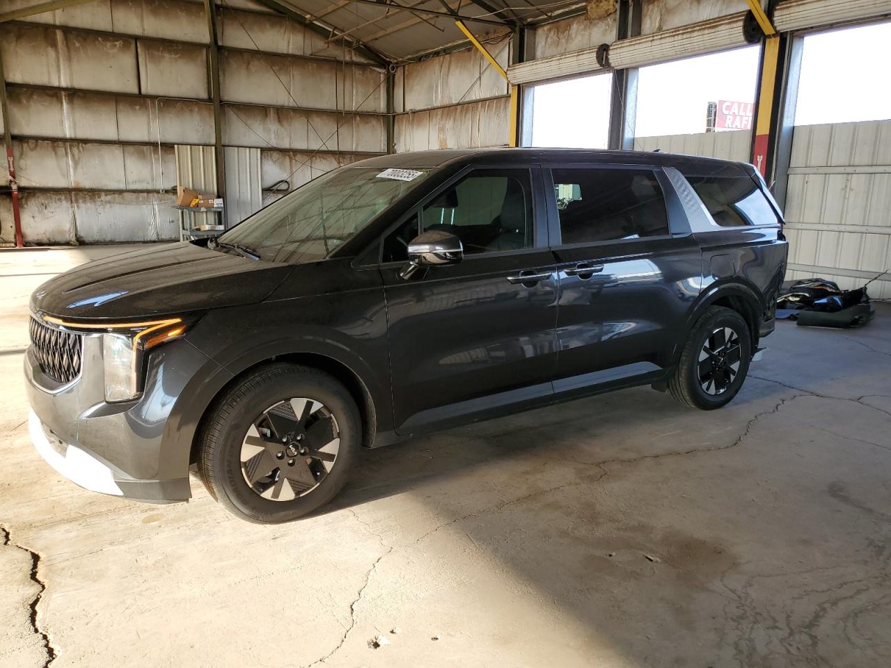 2025 Kia Carnival Lxs