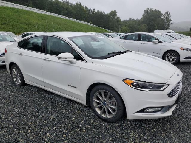 Седани FORD FUSION 2017 Білий