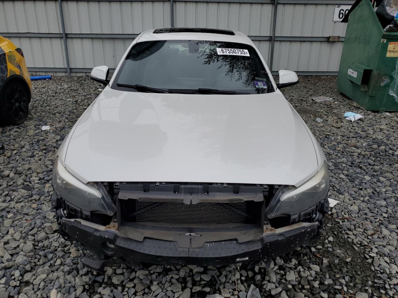 Фото: WBA1G9C58GV598523