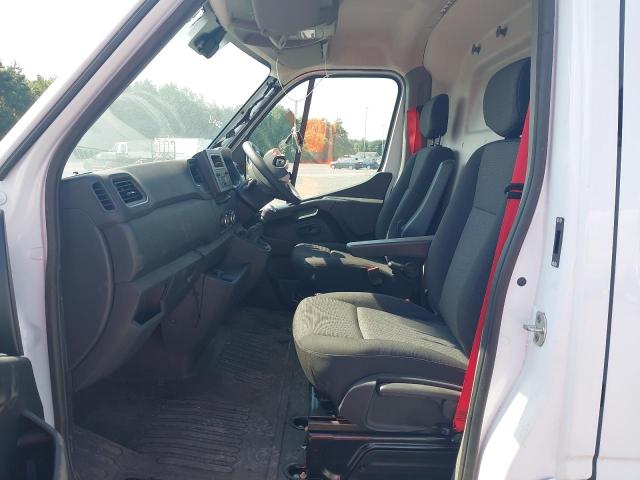2025 RENAULT TRUCKS MASTER 35 MWB 