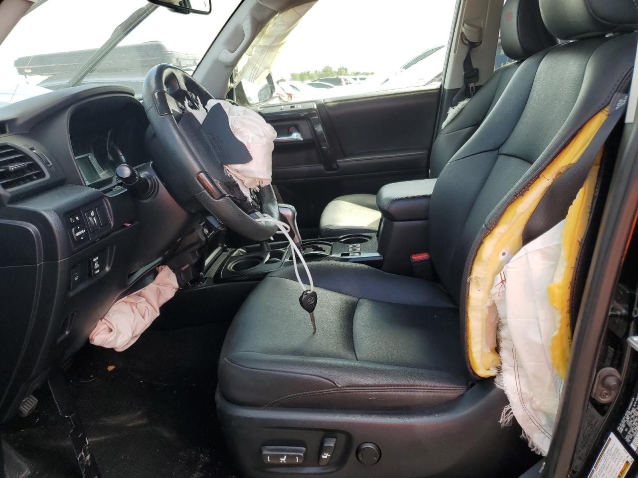 2019 Toyota 4Runner Sr5/Sr5 Premium VIN: JTEBU5JR8K5677385 Lot: 67549665