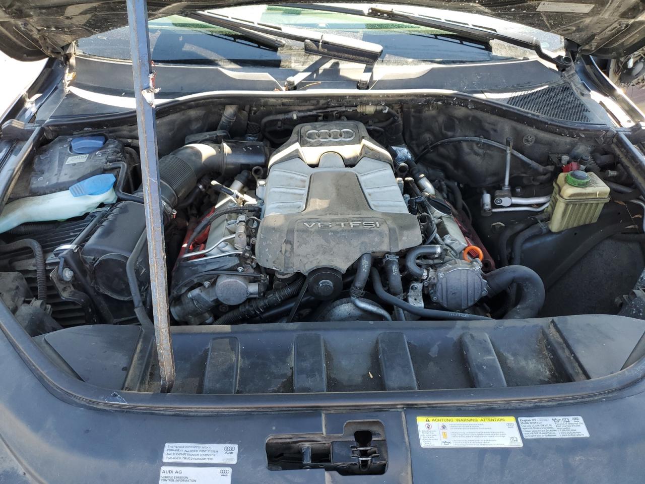 2013 Audi Q7 Premium Plus VIN: WA1LGAFE2DD001595 Lot: 70378205