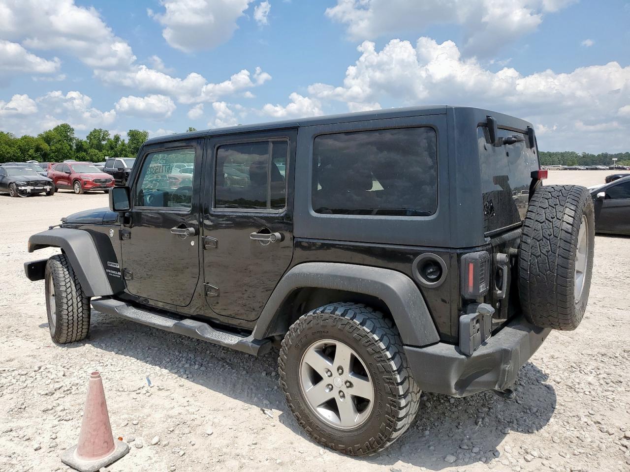 2014 Jeep Wrangler Unlimited Sport black suv flexible 1C4BJWDG8EL251144 photo #3