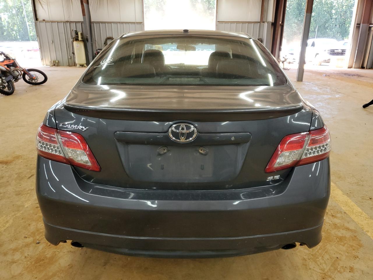 2010 Toyota Camry Base VIN: 4T1BF3EK3AU074585 Lot: 70553525