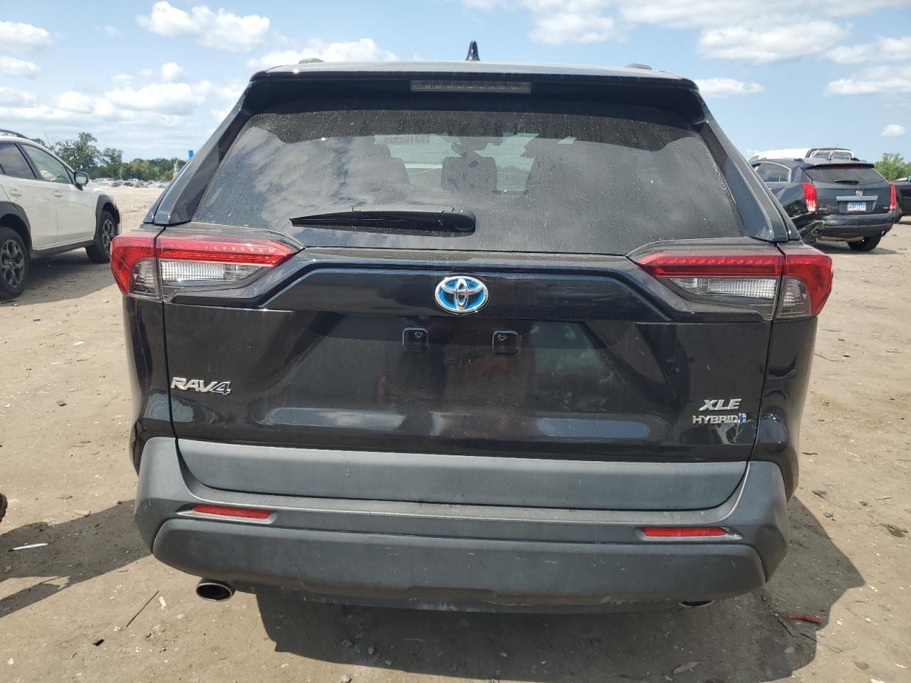 2021 Toyota Rav4 Xle VIN: 2T3RWRFV3MW128571 Lot: 68192335