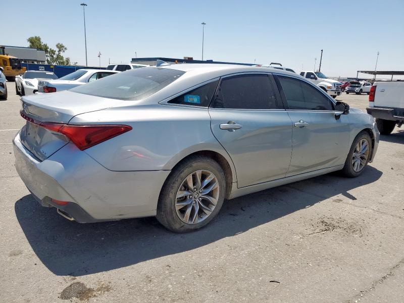  TOYOTA AVALON 2019 Сріблястий