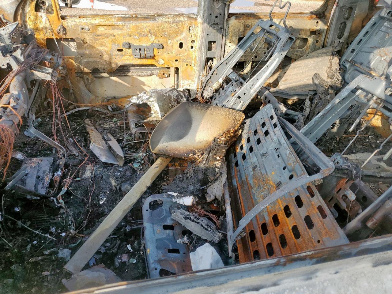 2013 GMC Yukon Xl C1500 Slt VIN: 1GKS1KE03DR365451 Lot: 70446345