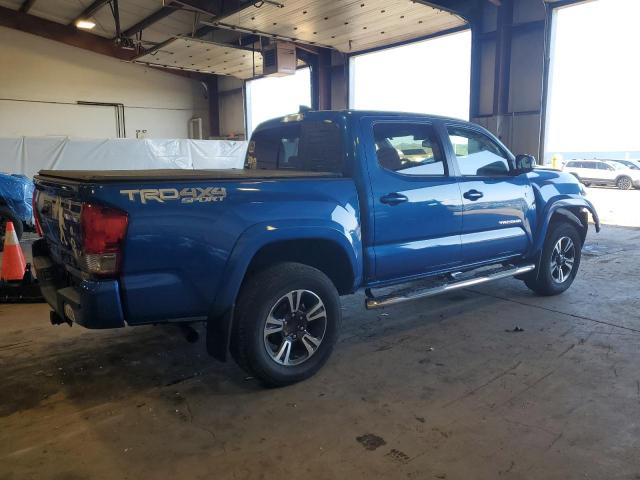  TOYOTA TACOMA 2017 Синий
