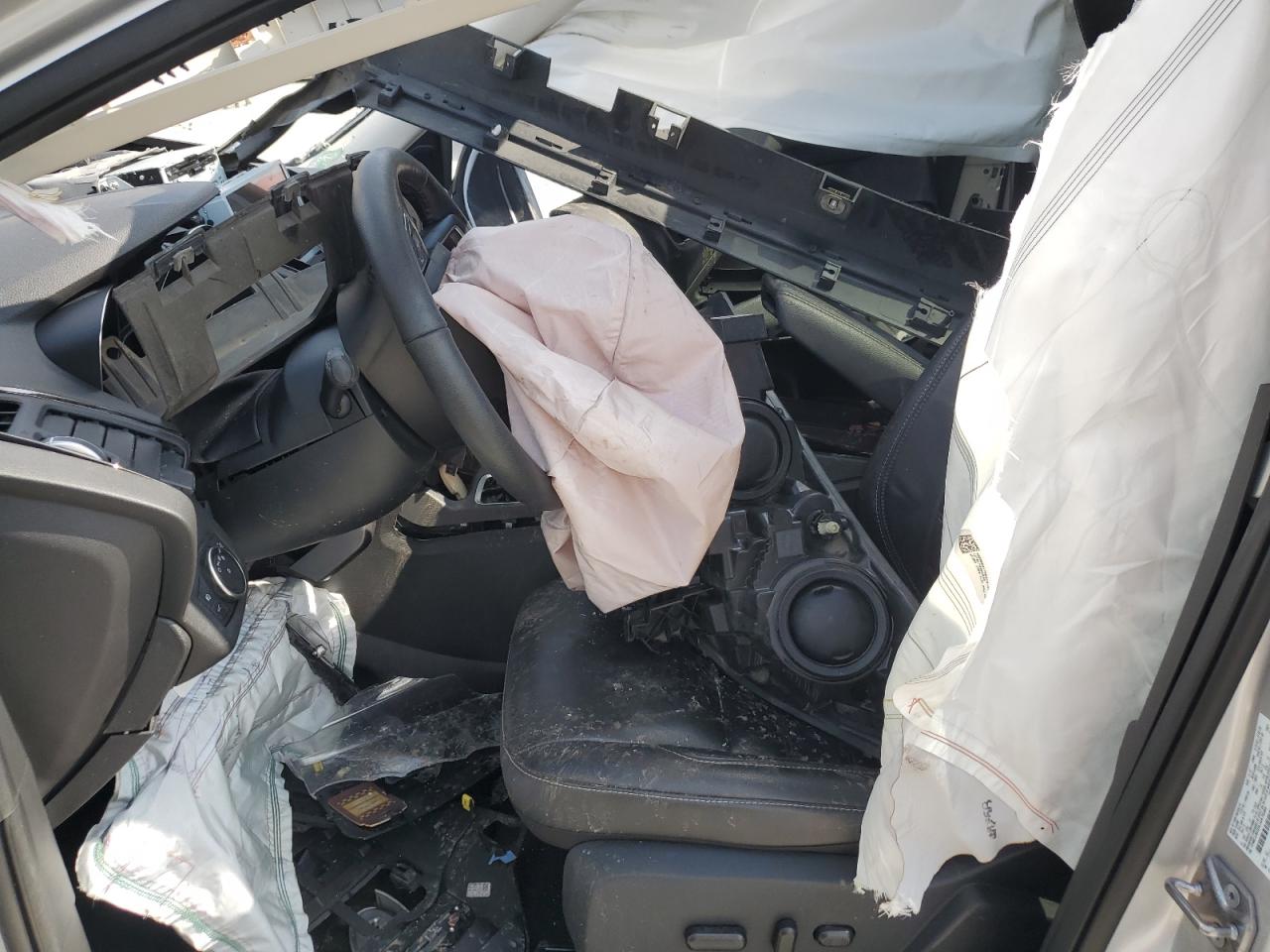 2018 Ford Escape Sel VIN: 1FMCU9HD5JUA70385 Lot: 68838675