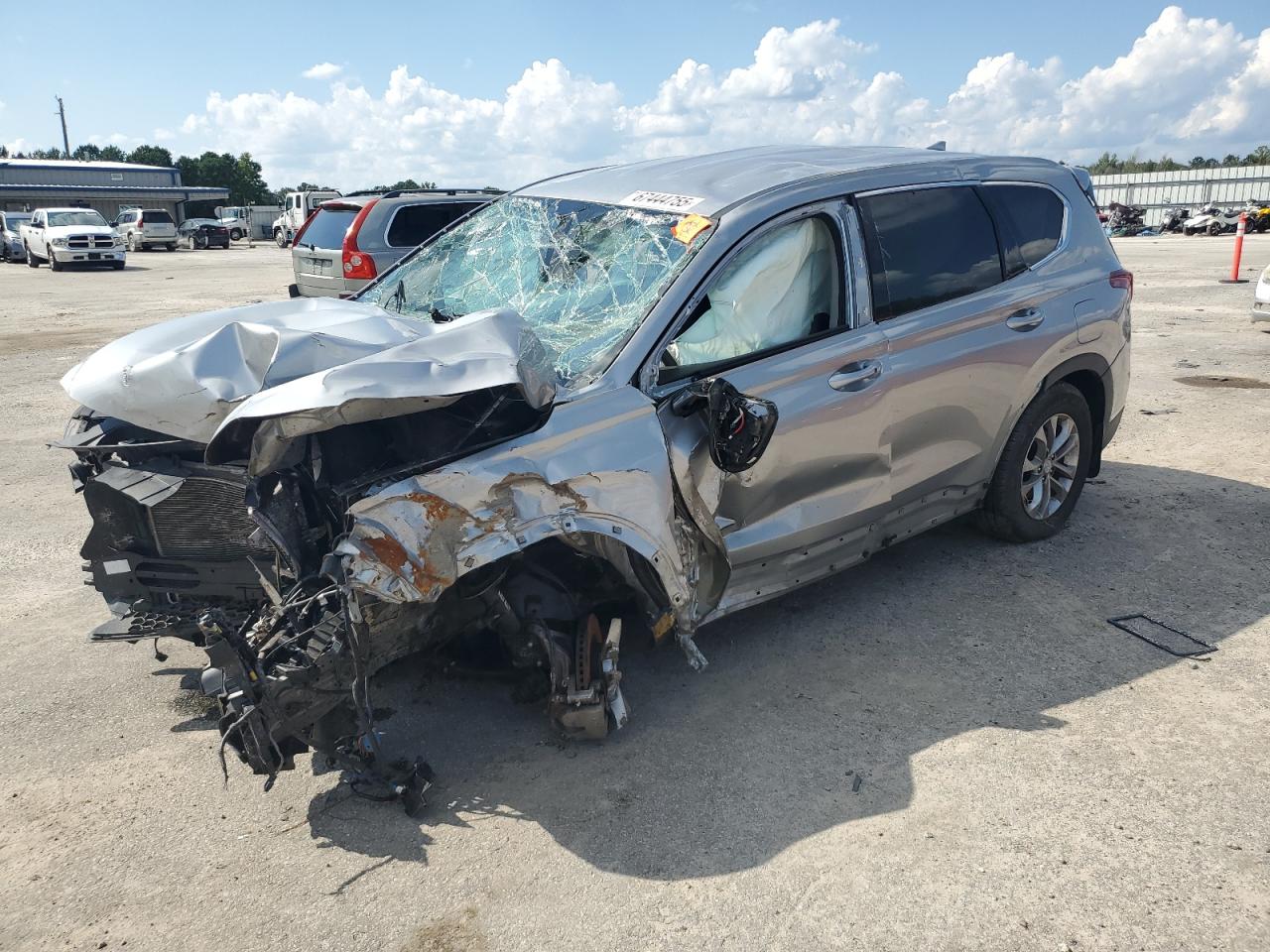 2020 Hyundai Santa Fe Sel silver null gas 5NMS33AD8LH268754 photo #1