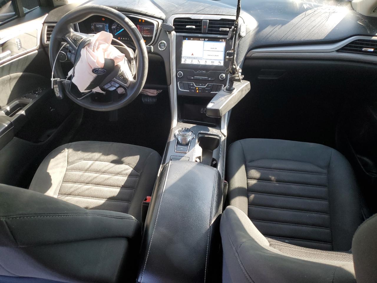 2019 Ford Fusion Se VIN: 3FA6P0LU6KR188939 Lot: 70252715