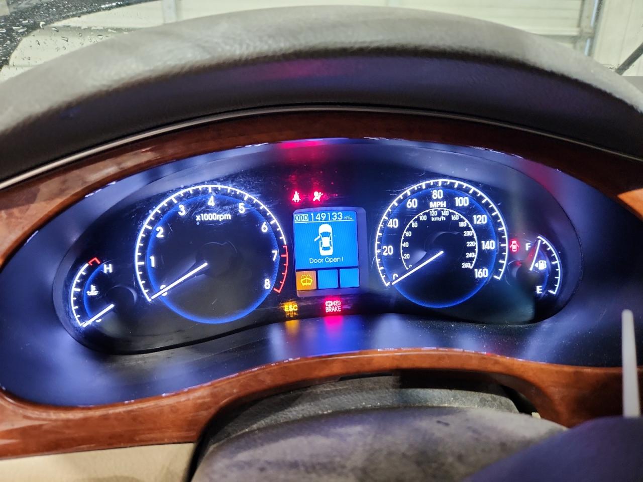 2013 Hyundai Genesis 3.8L VIN: KMHGC4DD7DU222376 Lot: 67262445