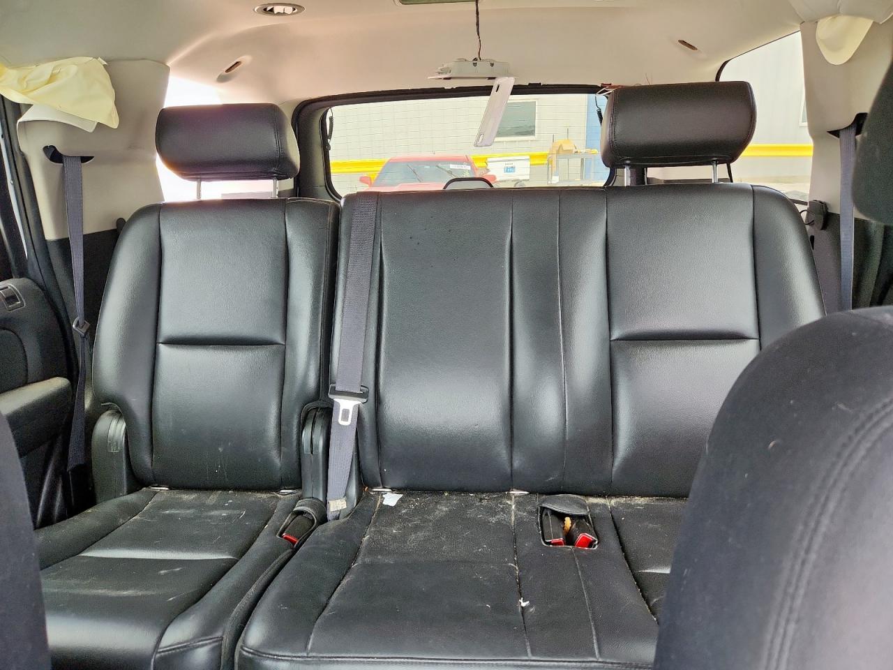 2010 Chevrolet Tahoe K1500 Ls VIN: 1GNUKAE01AR285841 Lot: 70548475