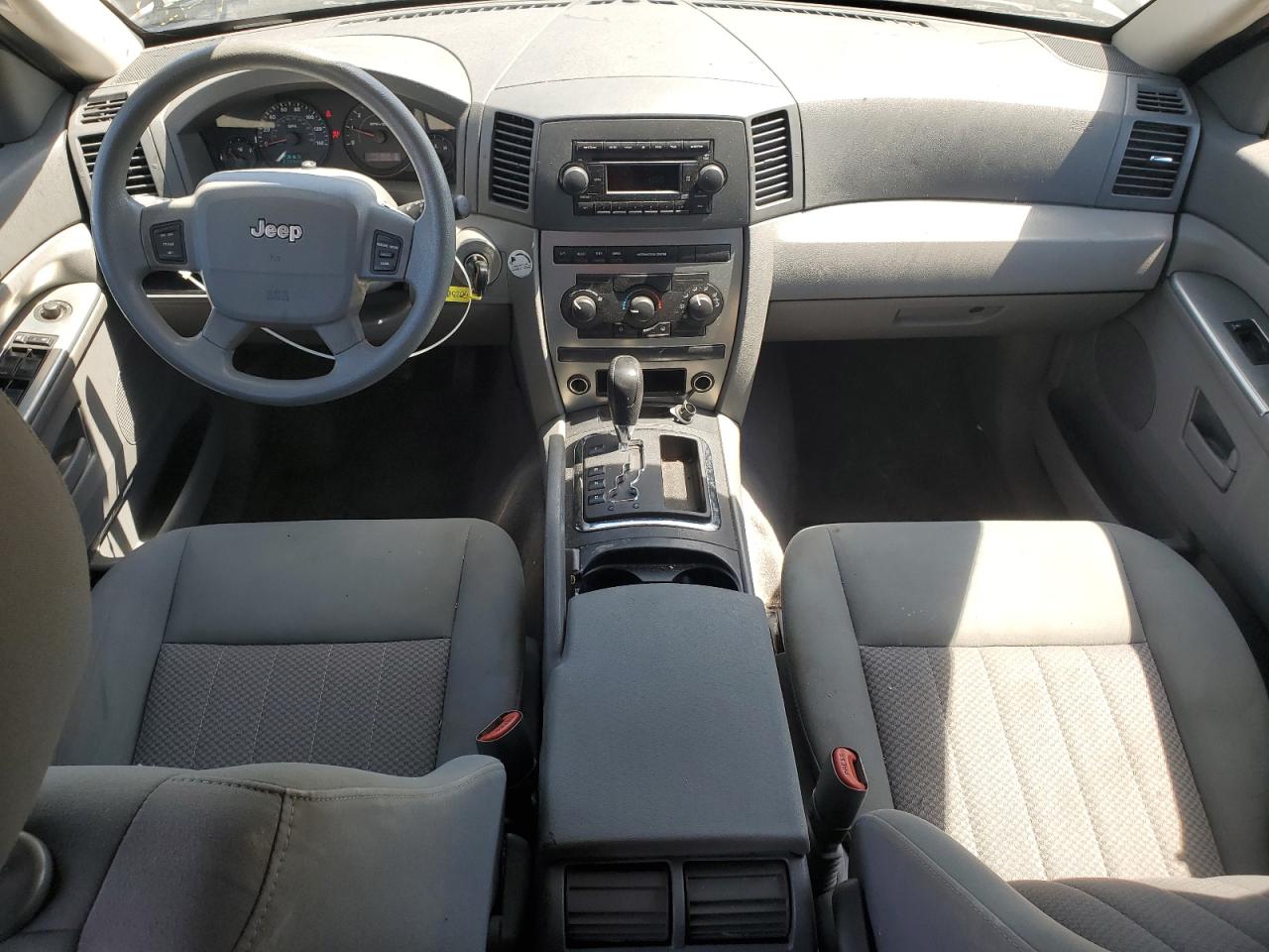 2005 Jeep Grand Cherokee Laredo VIN: 1J4GS48K45C658166 Lot: 70231035