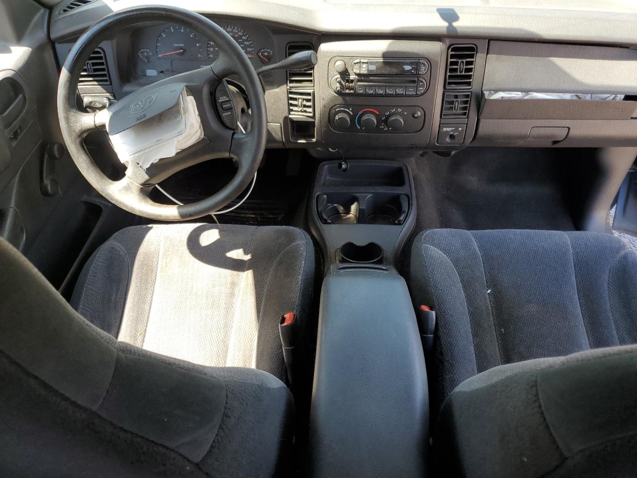 2004 Dodge Dakota Sxt VIN: 1D7GL12K74S701368 Lot: 70664005