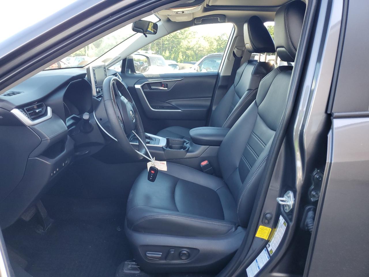 2021 Toyota Rav4 Xle Premium VIN: 4T3B6RFV5MU046830 Lot: 68819255