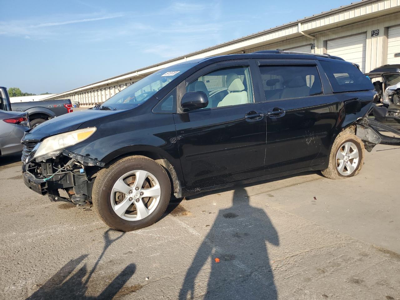 2011 Toyota Sienna Le black null gas 5TDKK3DC2BS038371 photo #1