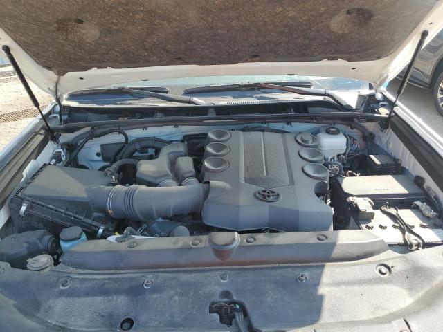 2023 TOYOTA 4RUNNER SE  