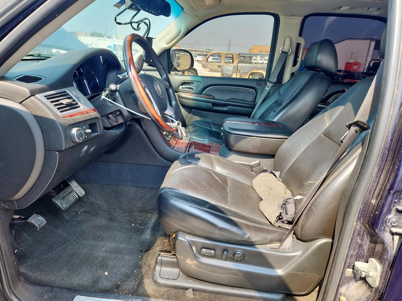 2007 Cadillac Escalade Luxury VIN: 1GYFK63837R344026 Lot: 70713095