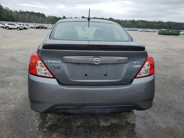  NISSAN VERSA 2019 Szary
