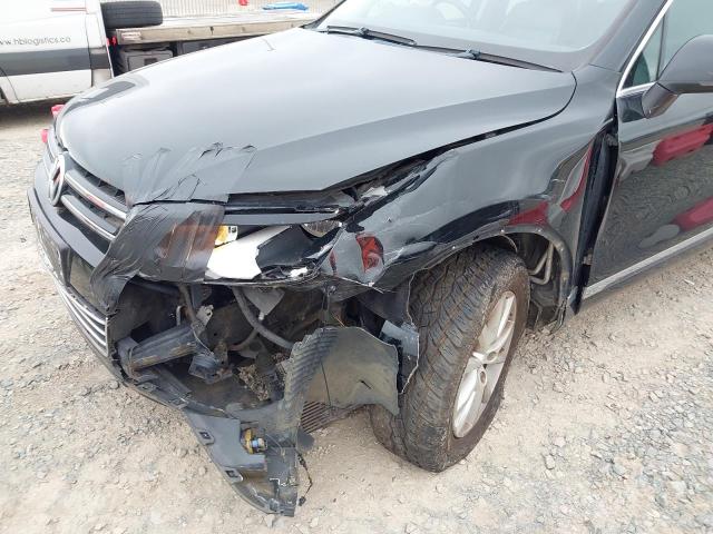 2011 VOLKSWAGEN TOUAREG V6