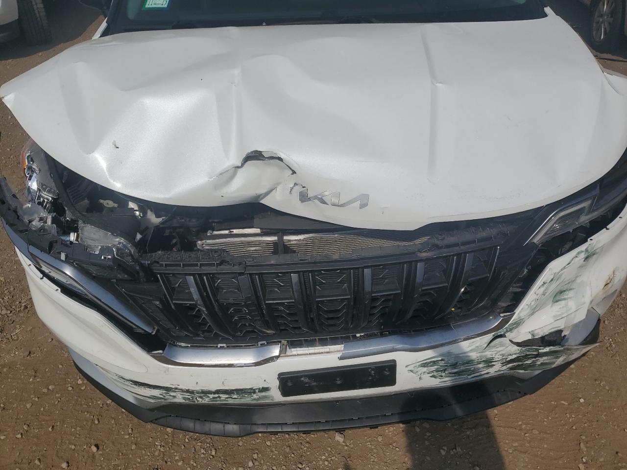 2024 Kia Carnival Lx VIN: KNDNB4H3XR6324749 Lot: 68010565