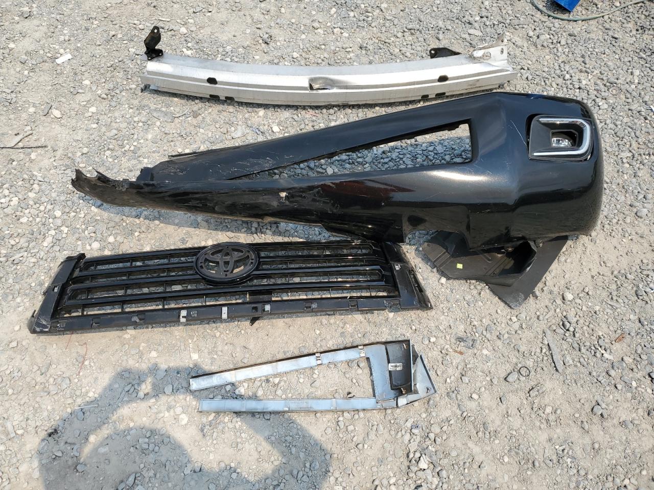 2019 Toyota Sequoia Sr5 VIN: 5TDBY5G13KS165389 Lot: 69842855